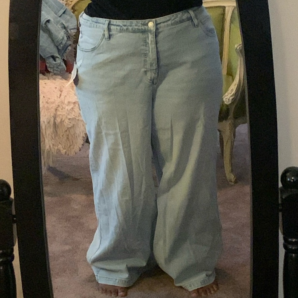Brand new Jeans - wide leg